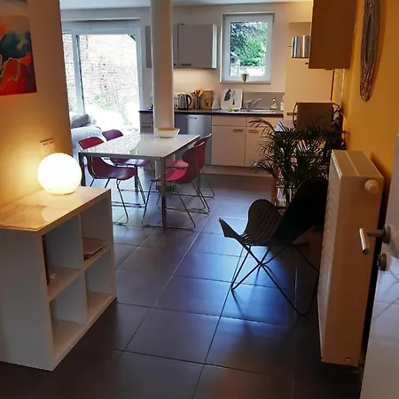 Apartamento Rez Terrasse Et Jardin *