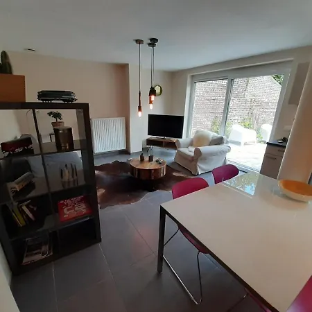 Rez Terrasse Et Jardin Lägenhet *