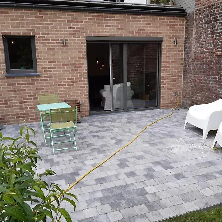 Rez Terrasse Et Jardin Lägenhet