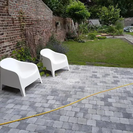 Rez Terrasse Et Jardin Apartment